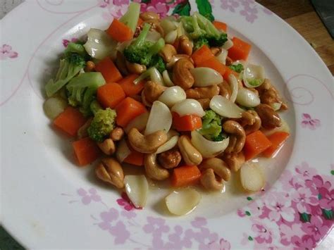 像大蒜的食物|【像大蒜的食物】認識像大蒜的食物：蕗蕎，營養美味、促進代謝。